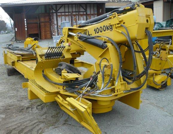 Russell Mineral Equipment Liner Handler)